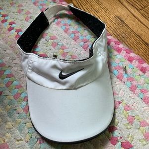 Nike visor